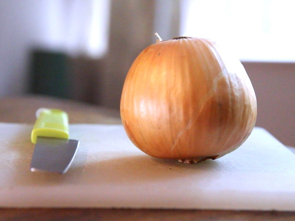 Onion Juice Increases Healthy Hair Growth